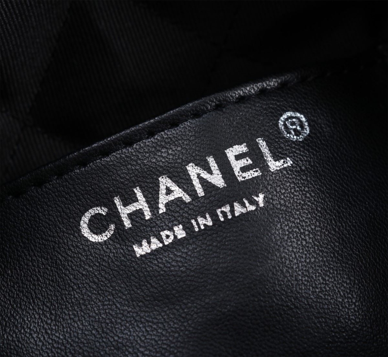 Ch**el hobo 22 bags